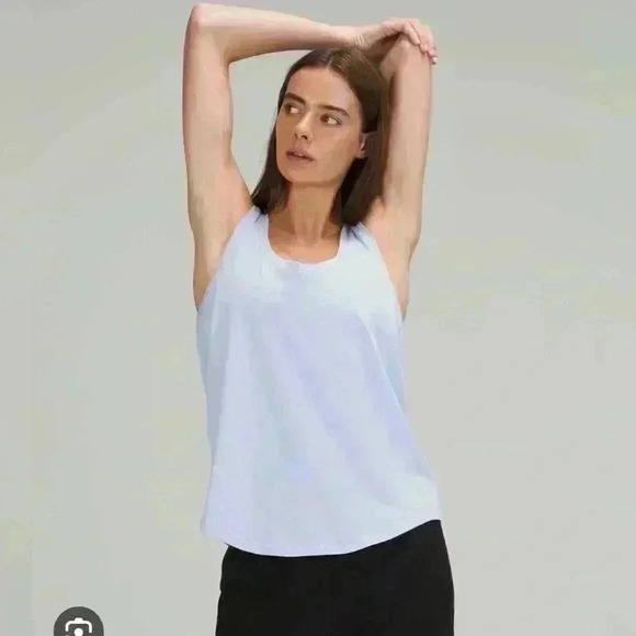 Lululemon 🍋-  Love Tank - Picture 1 of 4